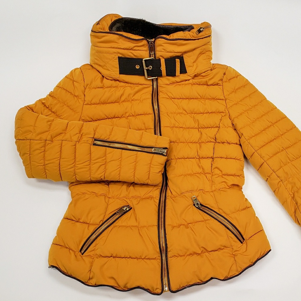 Zara winter puffer jacket size s